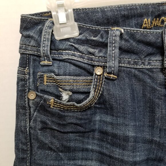 Almost Famous jeans 0 distressed whiskered stretch low rise waist denim grunge - Picture 3 of 15